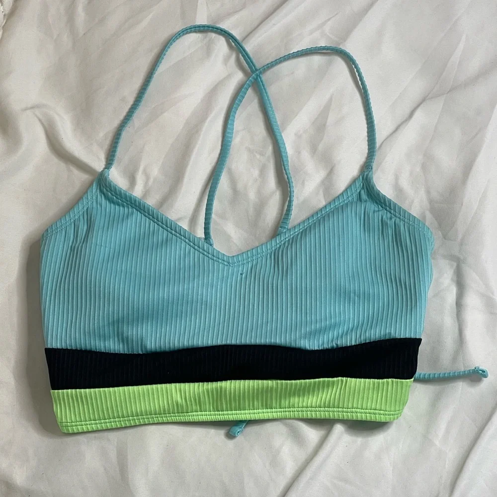 No Boundaries Ribbed Bikini Top, Size Large